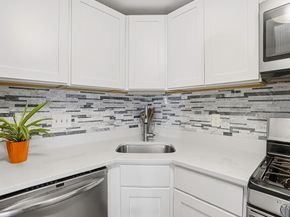 157 Leland Farm Rd 157, Ashland MA 01721