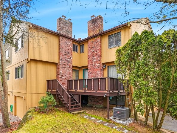 157 Leland Farm Rd 157, Ashland MA 01721
