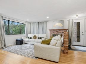 157 Leland Farm Rd 157, Ashland MA 01721
