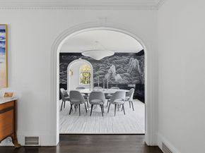 98 Carlton St, Brookline MA 02446