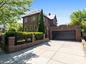 98 Carlton St, Brookline MA 02446