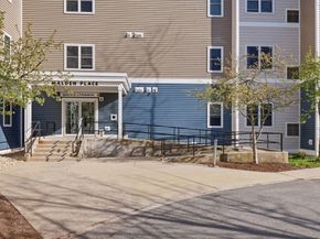30 Franklin St 327, Malden MA 02148