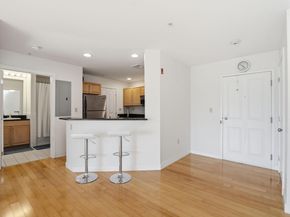 30 Franklin St 327, Malden MA 02148