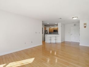 30 Franklin St 327, Malden MA 02148