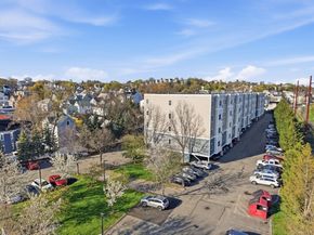 30 Franklin St 327, Malden MA 02148