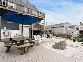 75 Pilgrim Ave, Wareham MA 02571