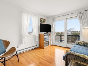 75 Pilgrim Ave, Wareham MA 02571