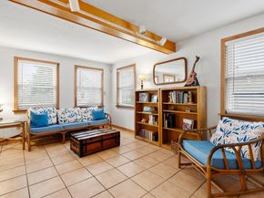 75 Pilgrim Ave, Wareham MA 02571