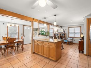 75 Pilgrim Ave, Wareham MA 02571