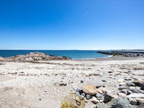64 Central St, Marshfield MA 02020