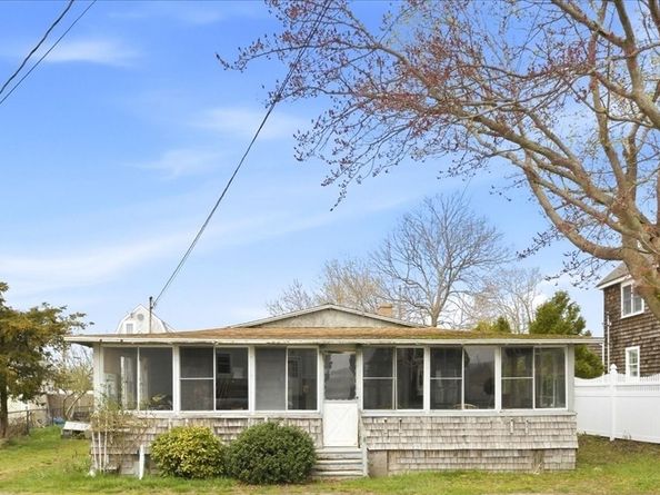 64 Central St, Marshfield MA 02020