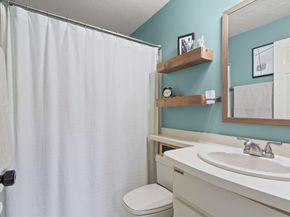632 Washington St G6, Braintree MA 02184