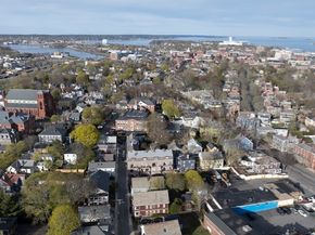 394 Essex St 3, Salem MA 01970