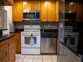 394 Essex St 3, Salem MA 01970