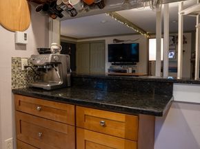 394 Essex St 3, Salem MA 01970