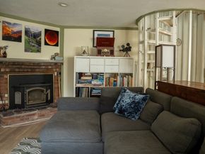 394 Essex St 3, Salem MA 01970