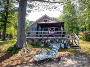 22 Fuller Shores Rd, Lakeville MA 02347