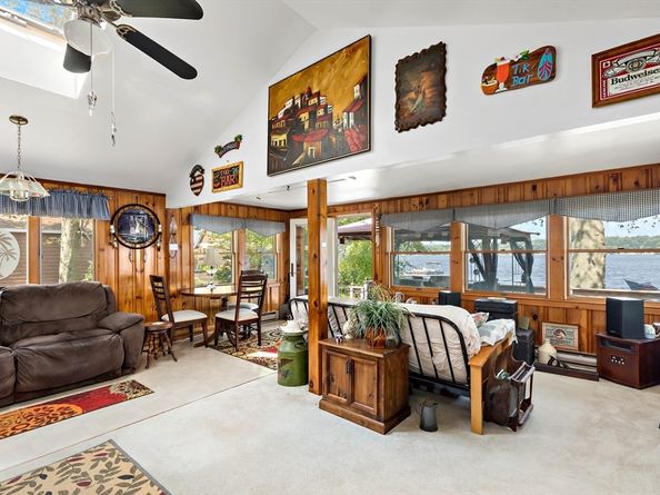 22 Fuller Shores Rd, Lakeville MA 02347