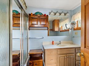 22 Fuller Shores Rd, Lakeville MA 02347