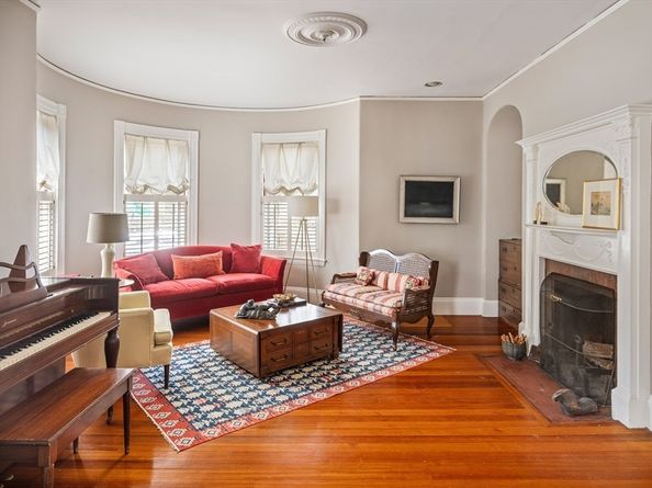 24 Ellsworth Ave 1, Cambridge MA 02139