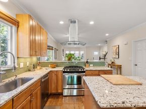 73 Oak Ave 1, Newton MA 02465
