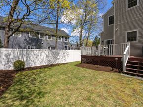 73 Oak Ave 1, Newton MA 02465