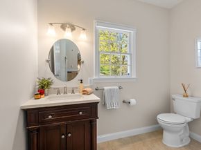 73 Oak Ave 1, Newton MA 02465