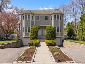 73 Oak Ave 1, Newton MA 02465