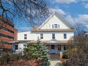 17-19 Crafts St, Newton MA 02458