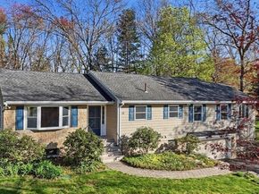 18 Brian Rd, Chelmsford MA 01824