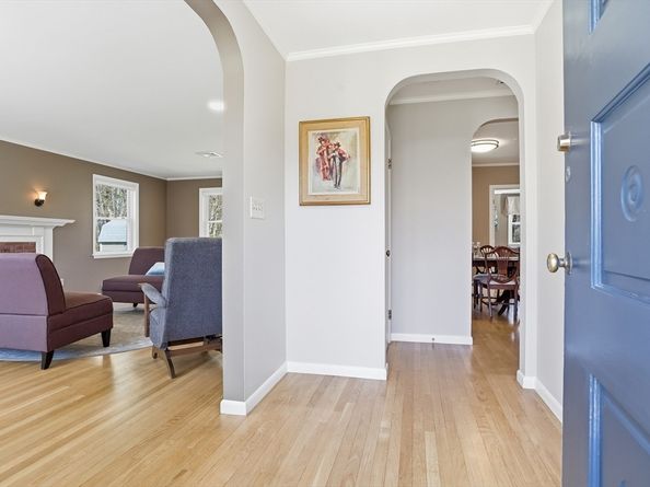 18 Brian Rd, Chelmsford MA 01824