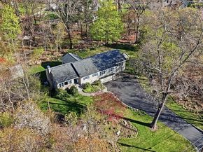 18 Brian Rd, Chelmsford MA 01824