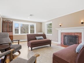 18 Brian Rd, Chelmsford MA 01824