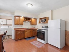 115-117 Chestnut Street, Waltham MA 02453