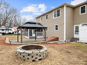 12 Bylund Ave, Auburn MA 01501
