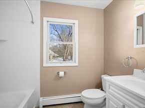 12 Bylund Ave, Auburn MA 01501