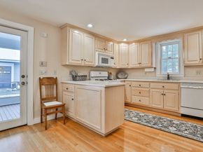 34 Brush Hill Ln, Milton MA 02186