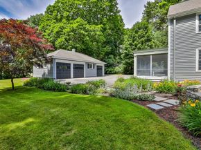 34 Brush Hill Ln, Milton MA 02186