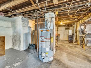 34 Sherbrook Ave, Worcester MA 01604
