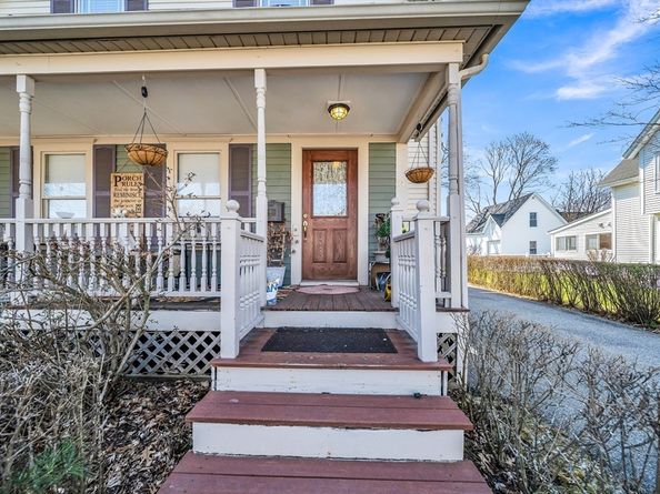 34 Sherbrook Ave, Worcester MA 01604