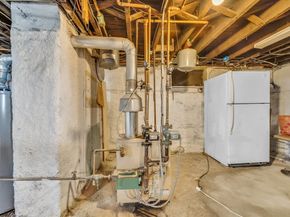 34 Sherbrook Ave, Worcester MA 01604