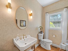 7 Daniel Shays Rd, Hopkinton MA 01748