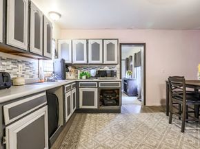 35 Essex St, Athol MA 01331