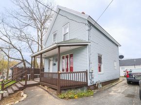 35 Essex St, Athol MA 01331