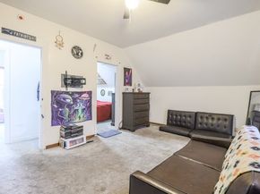 35 Essex St, Athol MA 01331