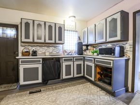 35 Essex St, Athol MA 01331