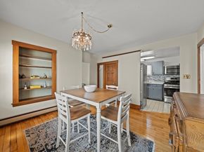 27 Park St, Woburn MA 01801