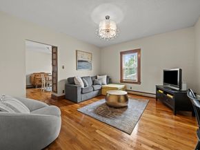 27 Park St, Woburn MA 01801