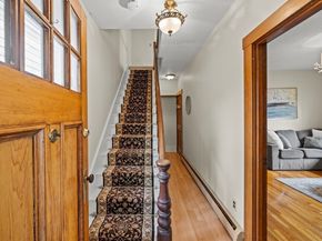 27 Park St, Woburn MA 01801