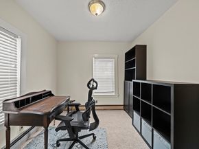 27 Park St, Woburn MA 01801